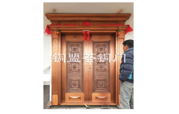 “大富大貴”銅門，讓別墅盡顯高貴氣質